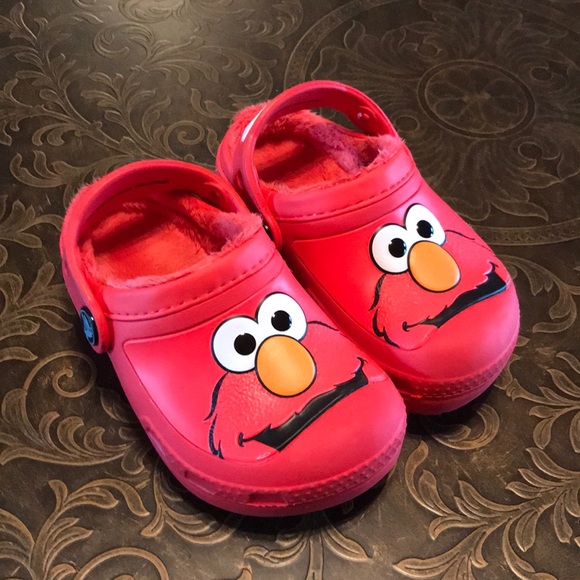 elmo crocs size 8